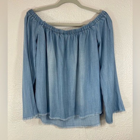 Cloth & Stone Anthropologie Light Blue Chambray Off The Shoulder Top Women’s Sm - Picture 1 of 13